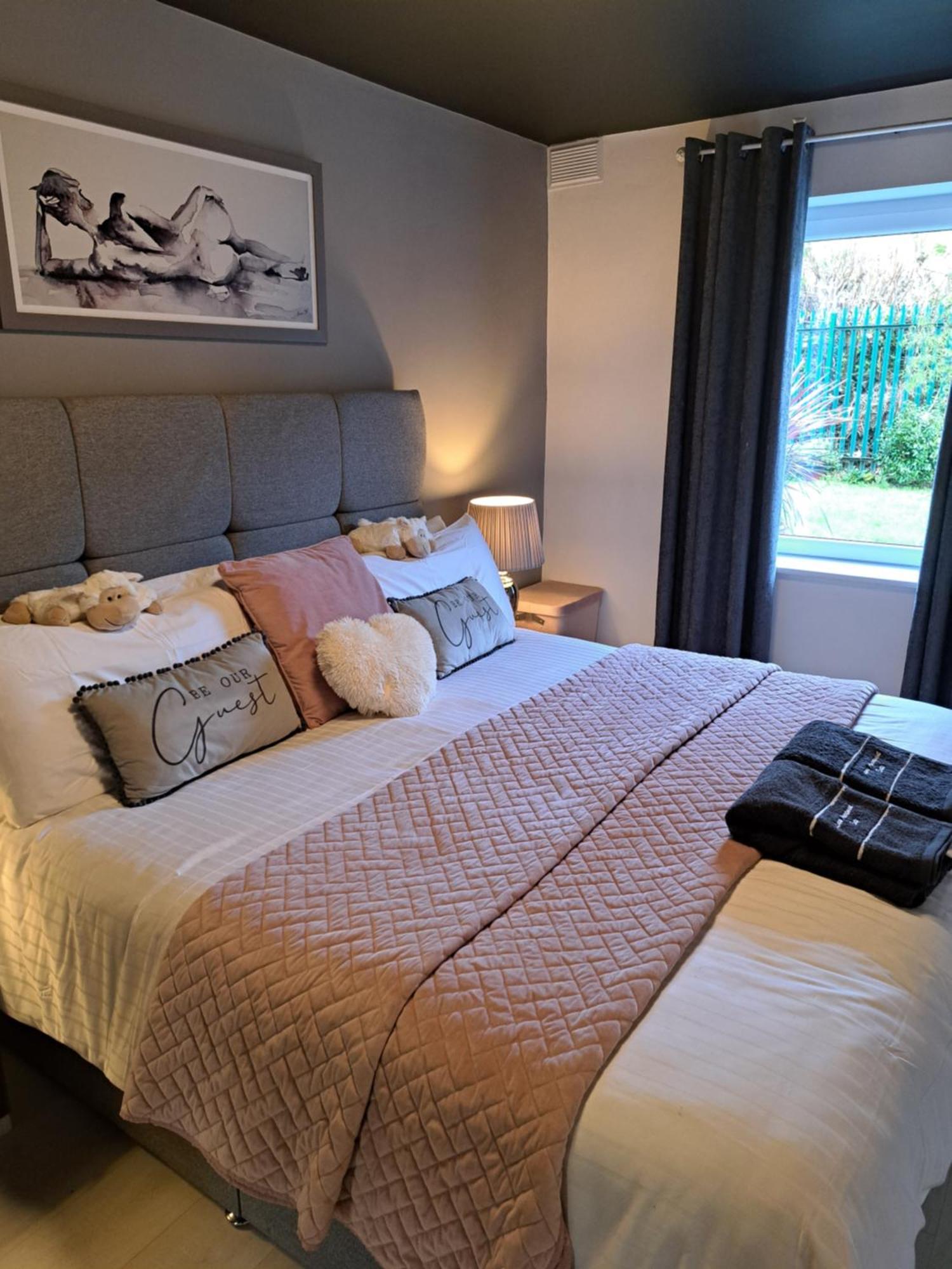 Seaview Apartment Suite Cobh Exterior foto